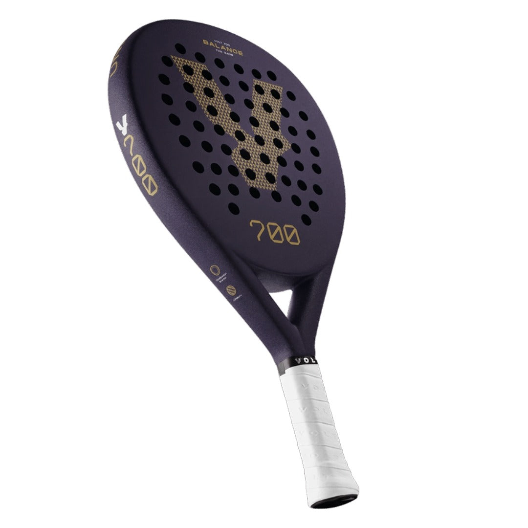 VOLTpadelracket700v4angledview